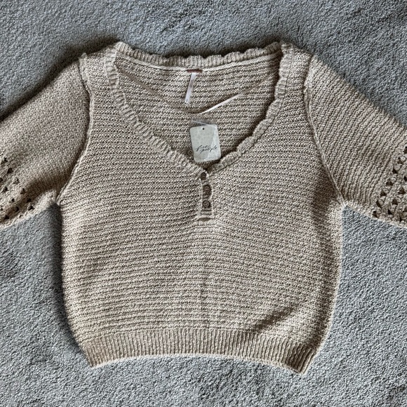 Free People Sweater Top - Picture 1 of 3